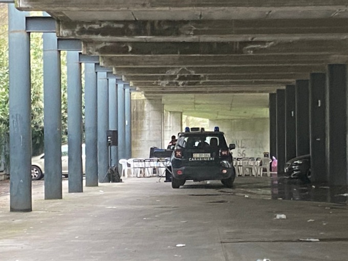 Festa abusiva all’Md: arrivano i carabinieri