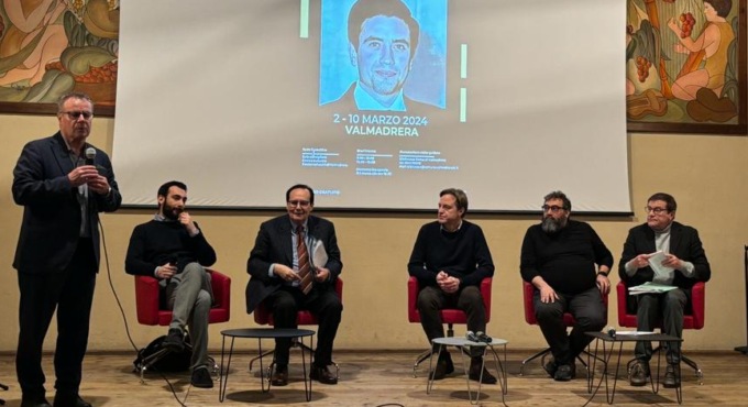 Valmadrera, inaugurata la mostra “Sub tutela Dei – Il giudice Rosario Livatino” con la testimonianza di Piero Nava