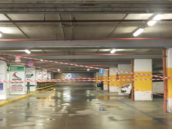 Domato l’incendio all’ospedale Manzoni: salve tutte le persone nel parcheggio