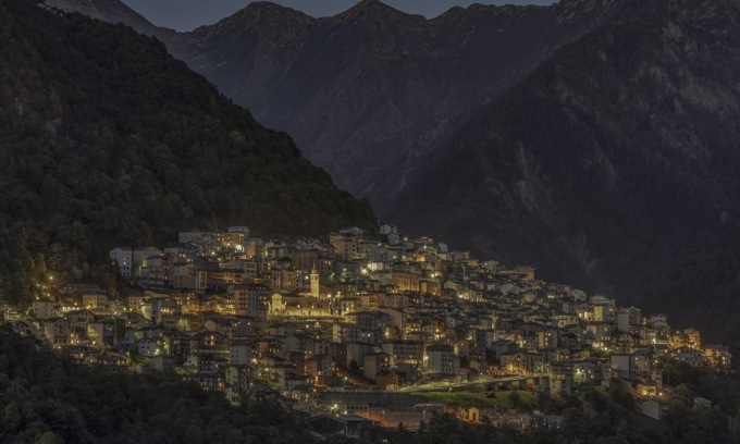 Premana sul tetto del mondo con la foto più bella