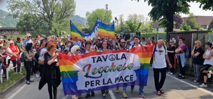 Lecco di nuovo in marcia per la pace