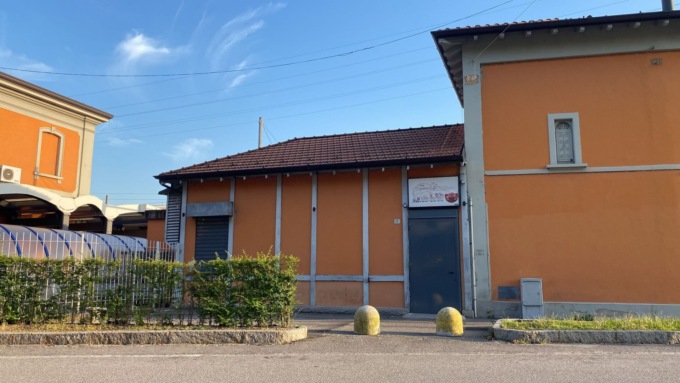 Il bar della stazione ha riaperto senza autorizzazioni, già chiuso