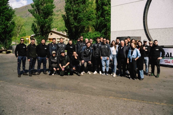 Calcio Lecco: calciatori in visita da Galperti
