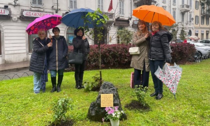 Giornata mondiale delle vittime dell'amianto, il raduno del Gruppo Aiuto Mesotelioma in piazza Manzoni