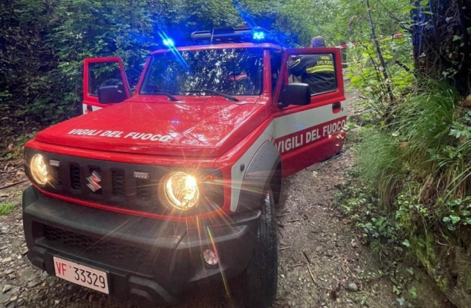Piante pericolanti, chiusa la strada di accesso a Montalbano