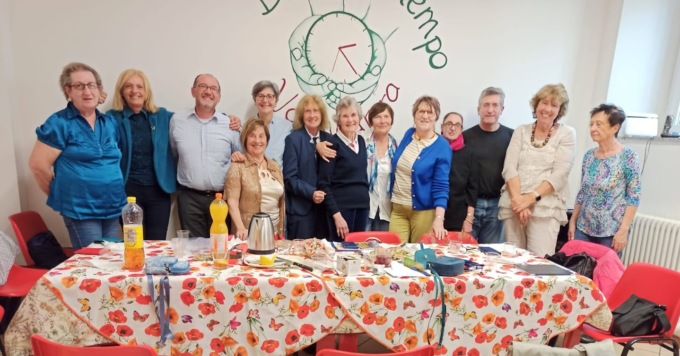 Valmadrera, le studentesse di inglese della Banca del Tempo incontrano la delegazione di Buckingham