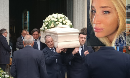 Una grande folla ha salutato Silvia Brambilla, morta a 26 anni in un tragico incidente