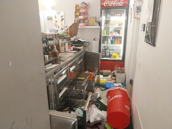 Vandali distruggono la sede della ColicoDerviese