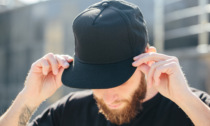 Come usare i cappelli personalizzati per la brand awareness: tutto quello che devi sapere