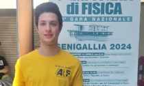 Lecco, l'istituto Badoni sul podio per i Campionati italiani di fisica 2024