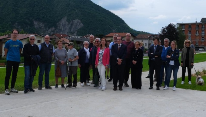 Valmadrera, aperti i cancelli del parco in via Leopardi