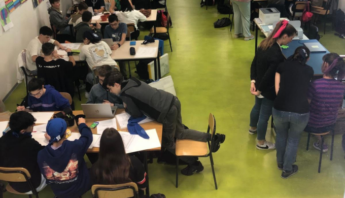 Gli alunni delle medie di Malgrate e Civate impegnati nella Maratona delle Steam