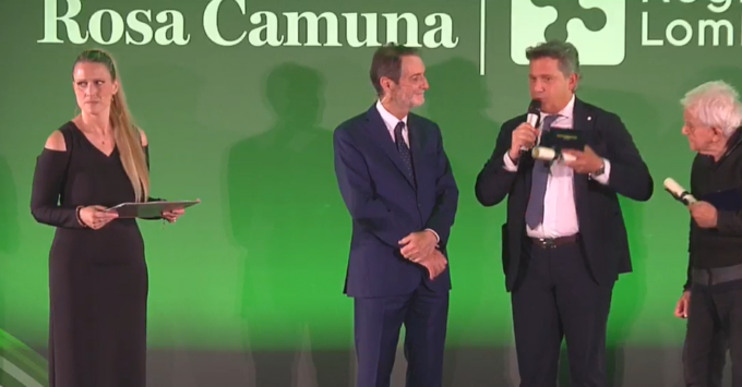 Premio Rosa Camuna a Marco Galbiati. “Il grazie più importante va a mio figlio Riccardo”