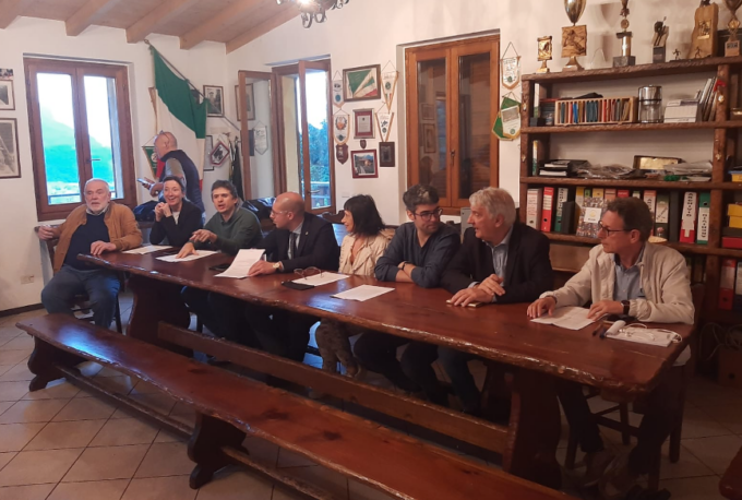 Parcheggi, sicurezza, furti, i problemi principali del quartiere di Rancio
