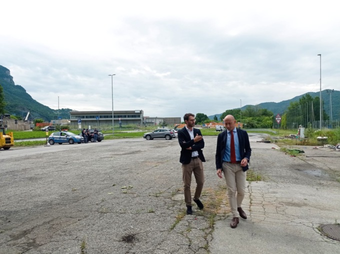 Inclusione sociale, le ultime roulotte lasciano il parcheggio del Bione per soluzioni più stabili