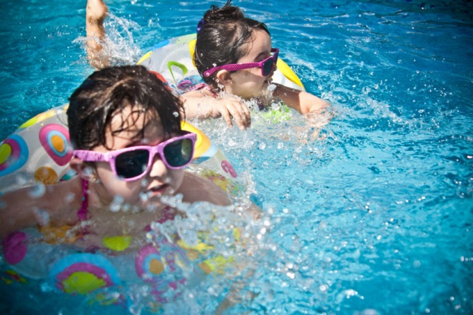 Che caldo! Rinfreschiamoci, divertiamoci e usiamo l’acqua senza sprechi