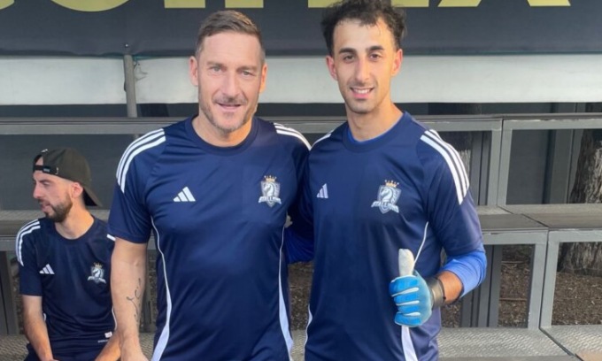 Un lecchese gioca con Totti nella Kings League