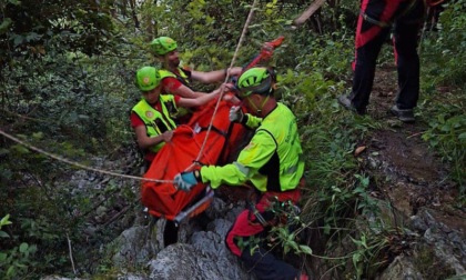 Tragedia in Val Tartano: donna precipita dal ponte e muore