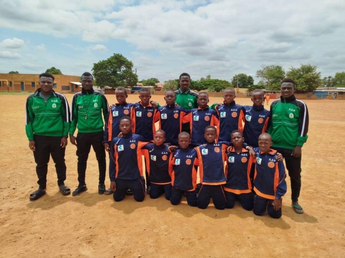 Valmadrera, le divise arancioni della Polisportiva volano in Burkina Faso