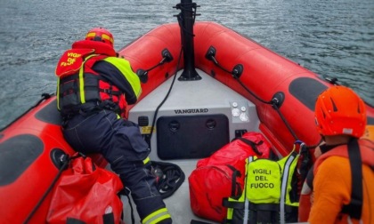 Soccorsi due velisti in difficoltà sul lago di Garlate