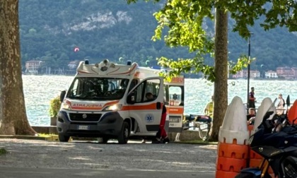 Varenna, 12enne in shock anafilattico trasportato a Lecco con l'idroambulanza