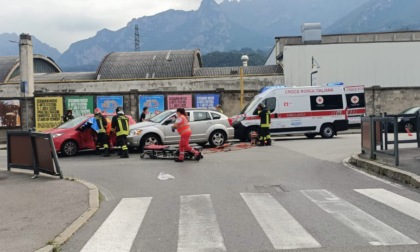 Incidente stradale, una donna ferita