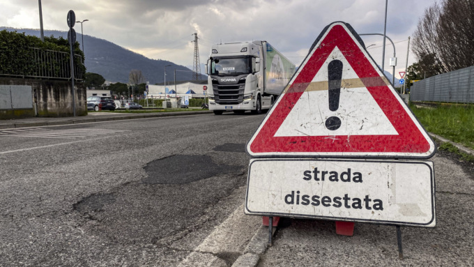 Viale de Gasperi: via alle asfaltature dal 5 agosto