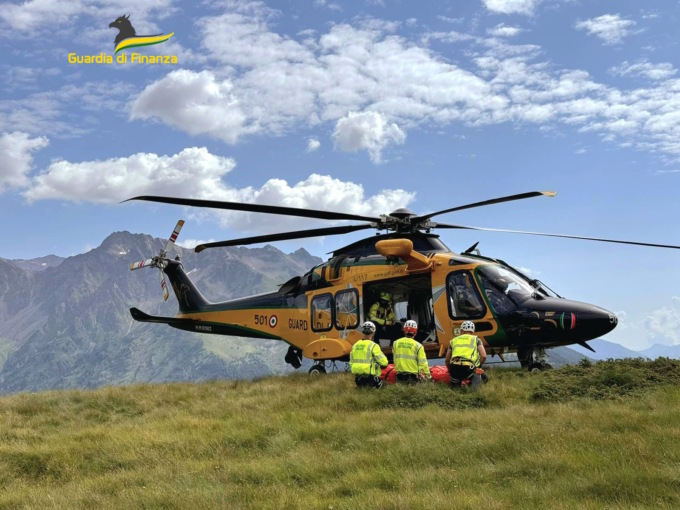 Si sente male al Rifugio Grassi a 2500 metri di quota: salvato dalla Finanza