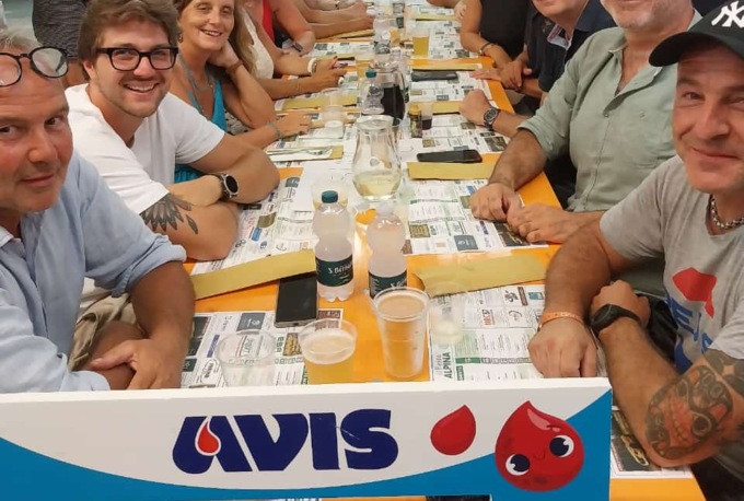 Avis Valgreghentino, una cena conviviale per condividere il valore del dono