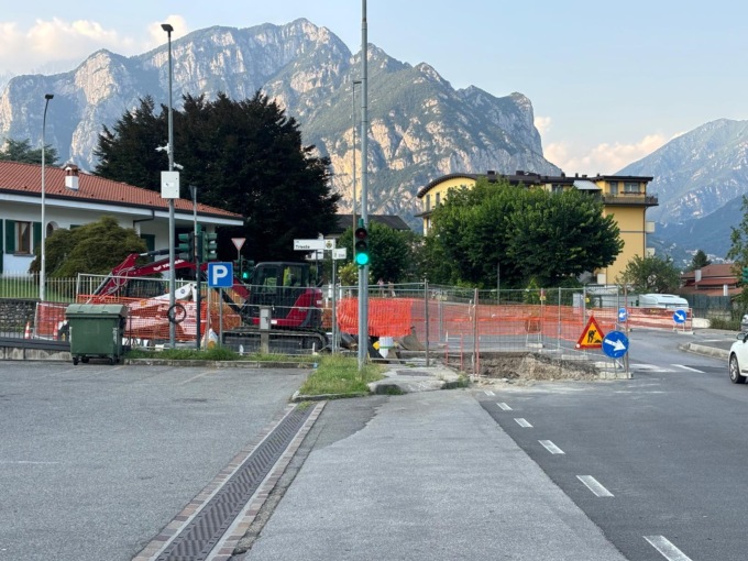 Valmadrera, lavori per il teleriscaldamento: dal 19 la viabilità di via Roma sarà ripristinata