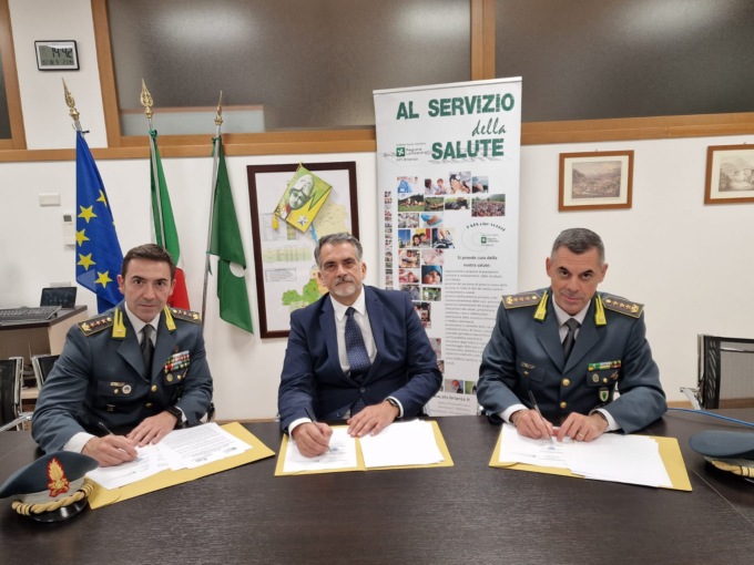 Guardia di Finanza e Ats in campo contro le truffe nella sanità