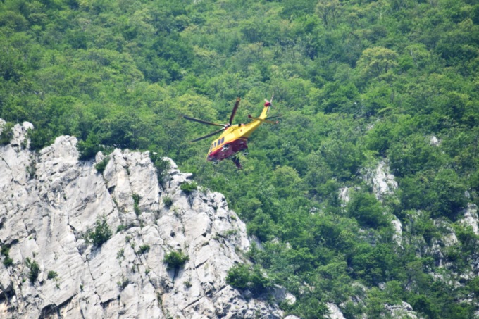 Si lancia dal Forcellino e sparisce: base jumper 33enne trovato senza vita