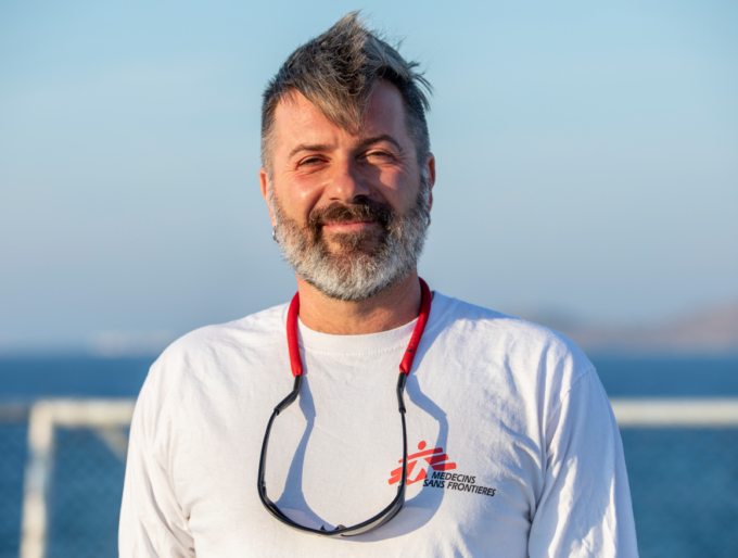 Riccardo Gatti: “In 9 anni ho salvato 60mila persone. Ho visto barche piene di morti”