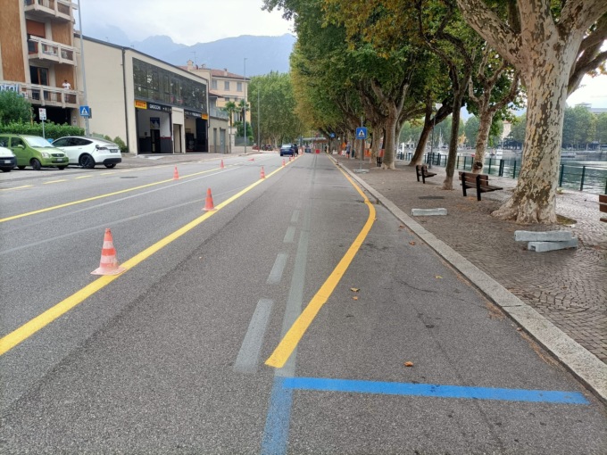 Lecco: aperto il cantiere sul lungolago, via parcheggi