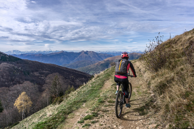 In MTB nel “Triangolo Lariano” – il cuore selvaggio del Lario