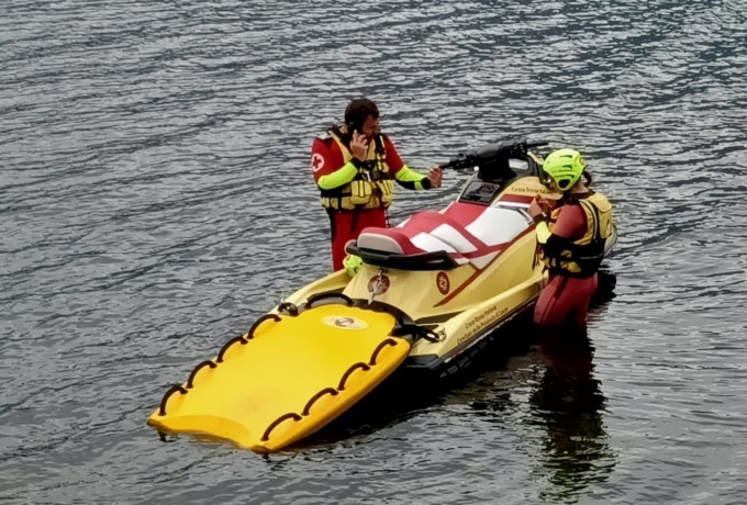 Pescate, segnalata una persona in acqua. Intervenuti i Vigili del fuoco