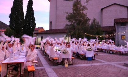 Valmadrera, grande partecipazione alla "Cena in bianco"