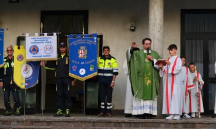 La Protezione civile celebra il suo patrono: tutti i gruppi della provincia riuniti a Civate