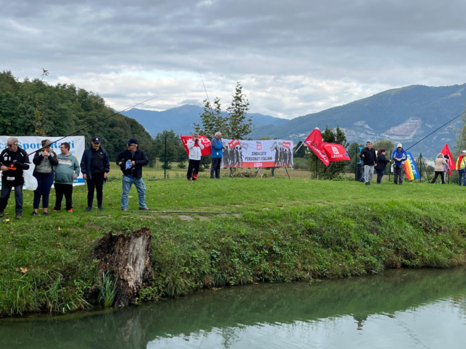 Solidarietà e inclusione: a Dolzago la gara di pesca con i ragazzi disabili