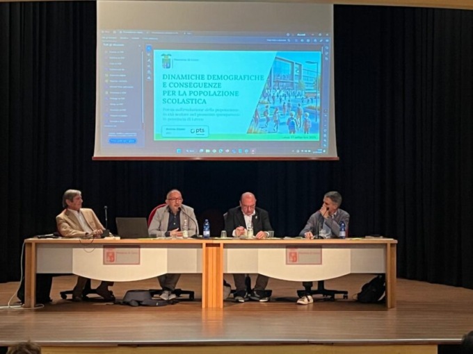 Lecco, presentata la I edizione del report “Dinamiche demografiche e conseguenze per la popolazione scolastica”