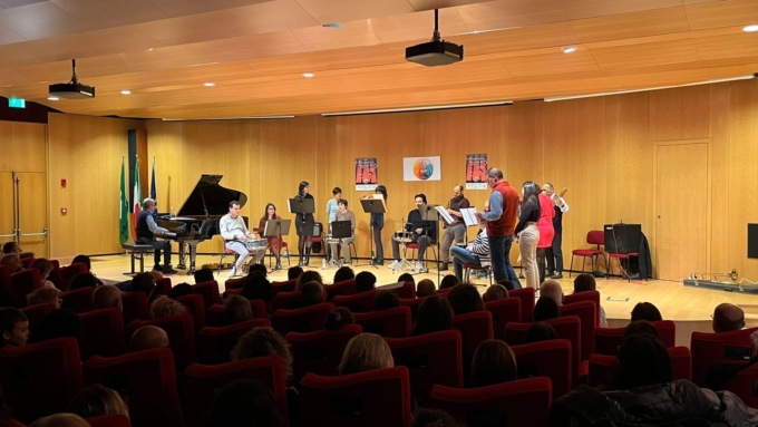 “In Aut, Orchestra Invisibile per Lecco” registra il tutto esaurito