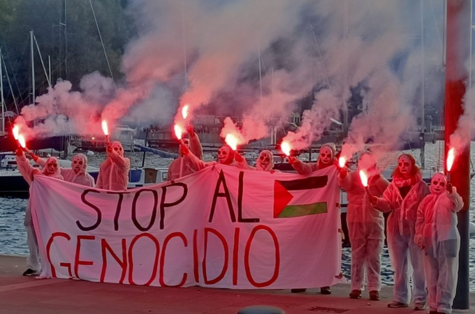 Lecco, presidio in piazza Cermenati al grido di “Stop al genocidio”