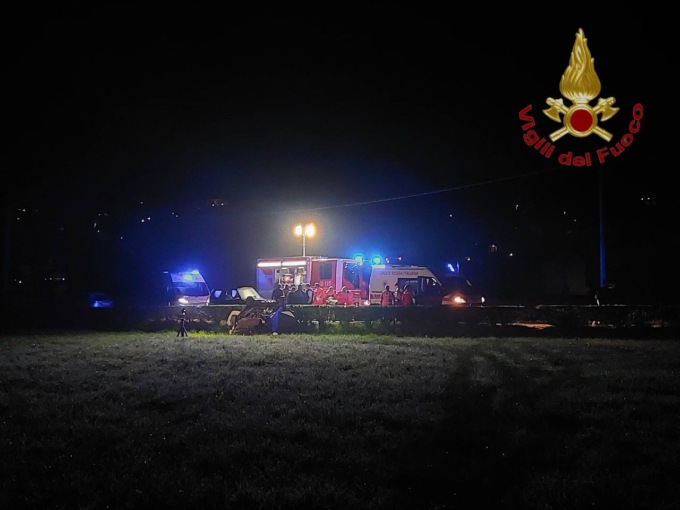 Triplo schianto nella notte di Halloween: 12 persone ferite