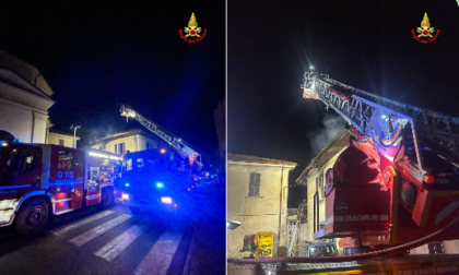 Ex Casa parrocchiale a fuoco: notte di paura a Calolzio