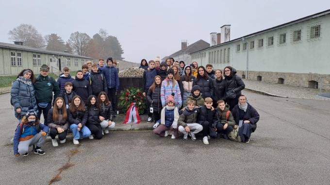 Calolzio, la scuola Cittadini in gita a Mauthausen con gli Alpini
