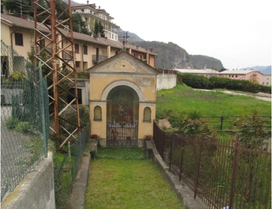 Cappelletta votiva di via Canto: i lavori di sistemazione li paga una lecchese