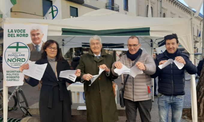 L’ex ministro Castelli in piazza per strappare la sentenza sulle Autonomie