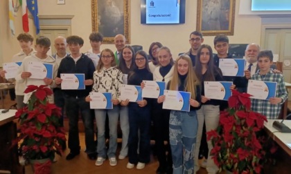 Borse di studio agli studenti di Lecco, il sindaco: "Premiare il meglio è un investimento per il futuro"