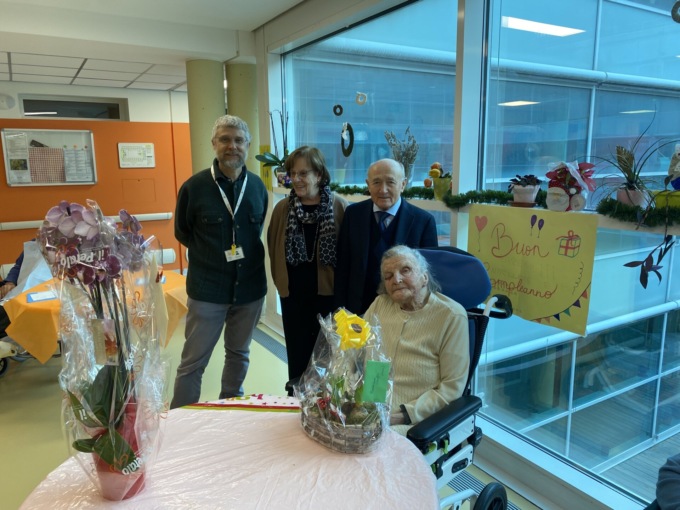 Tanti auguri “nonna” Maddalena: tagliato il traguardo dei 101 anni