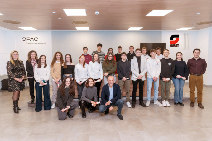 Il Gruppo OMET consegna 33 borse di studio ai figli dei propri collaboratori
